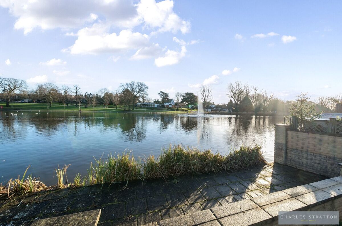 Lake Rise, Romford