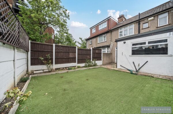 Kingsmead Avenue, Romford