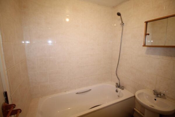 Rushdon Close, Romford, RM1