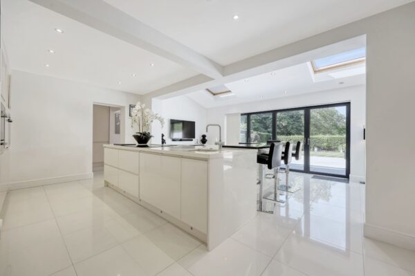 Parkway, Gidea Park