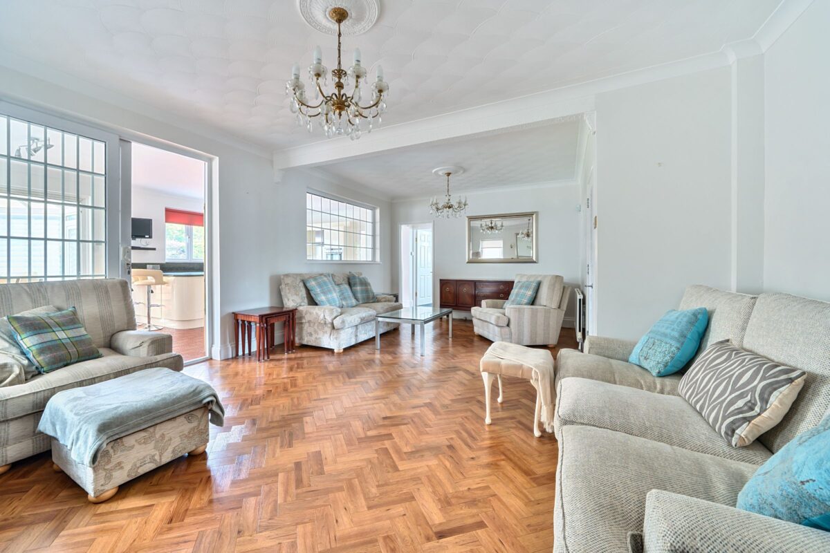 Links Avenue, Gidea Park