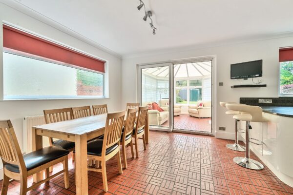 Links Avenue, Gidea Park
