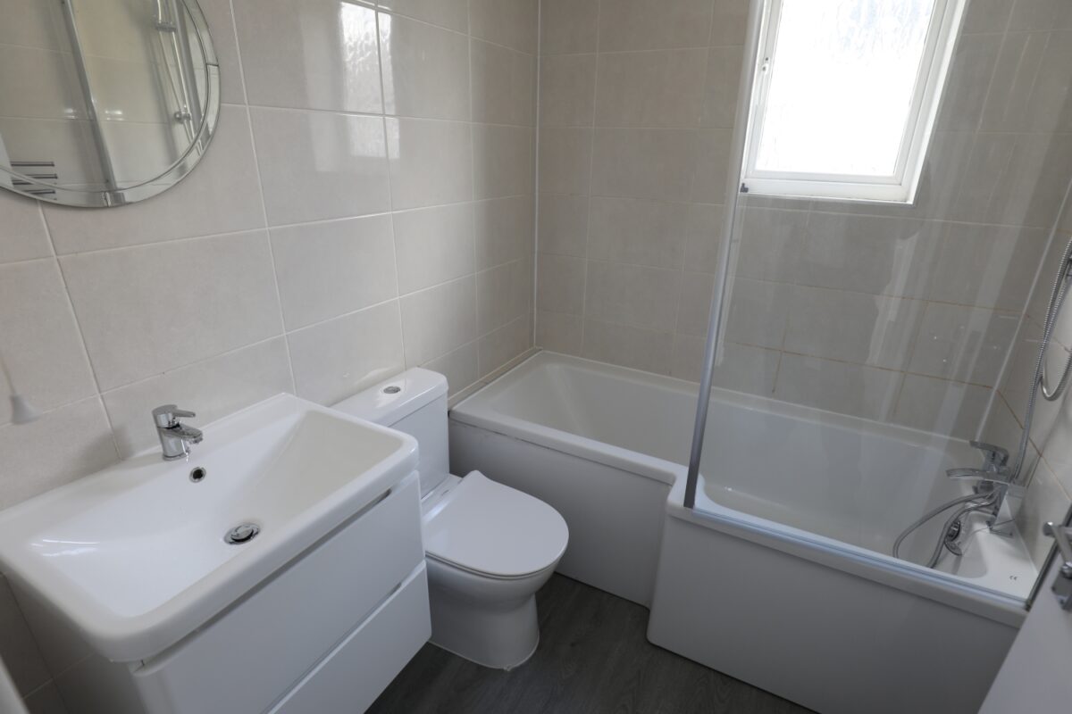 Southwell Close, Chafford Hundred, Grays, RM16