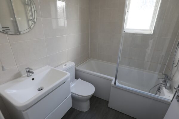 Southwell Close, Chafford Hundred, Grays, RM16