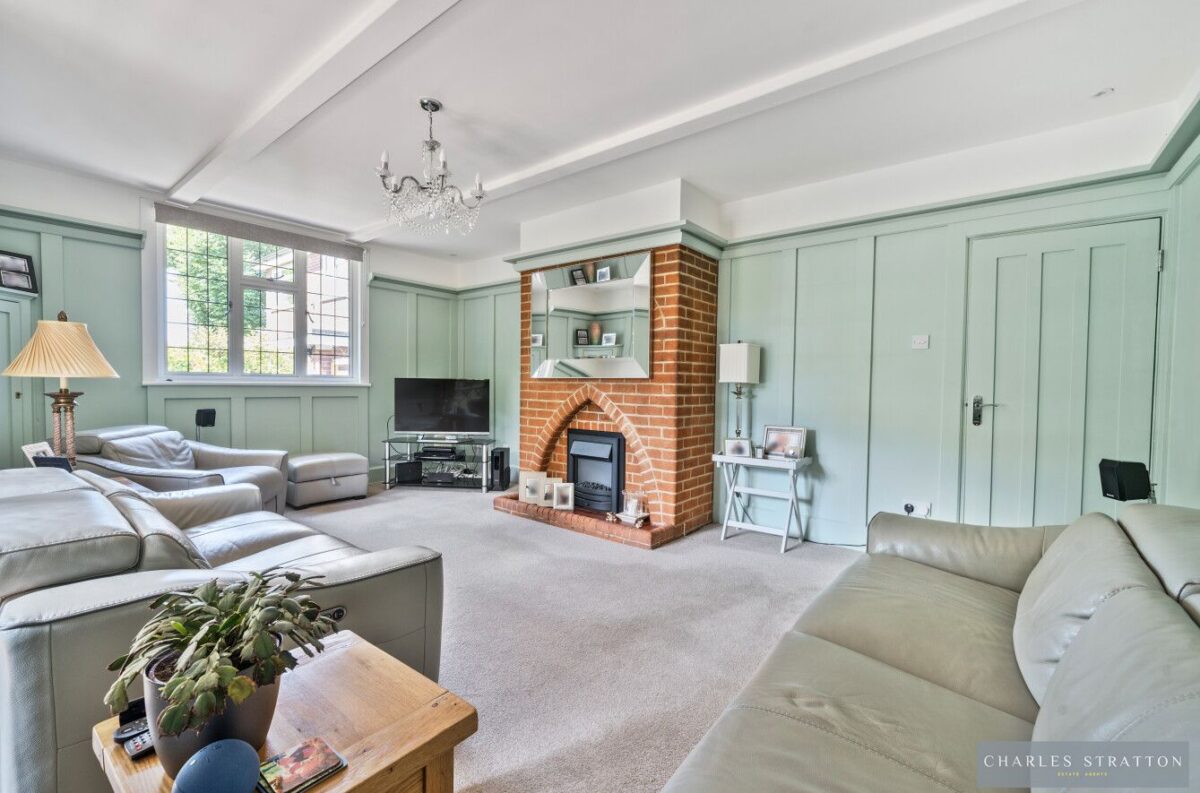 Balgores Crescent, Gidea Park