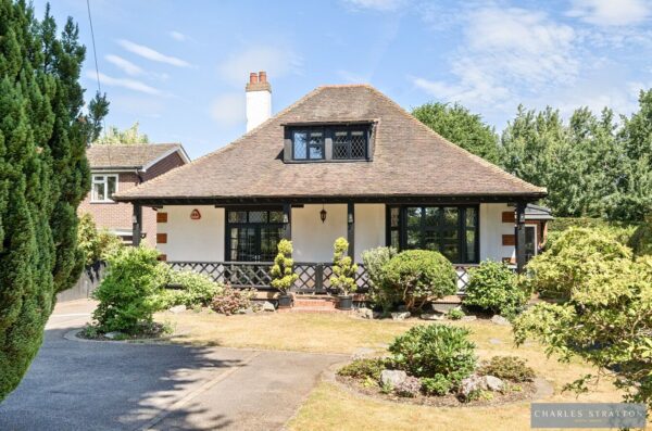 Balgores Crescent, Gidea Park