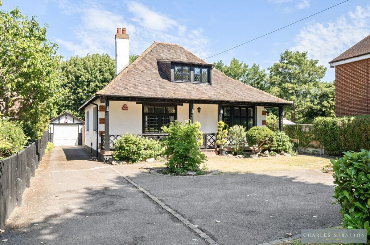 Balgores Crescent, Gidea Park