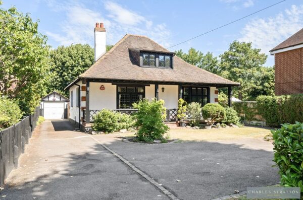 Balgores Crescent, Gidea Park