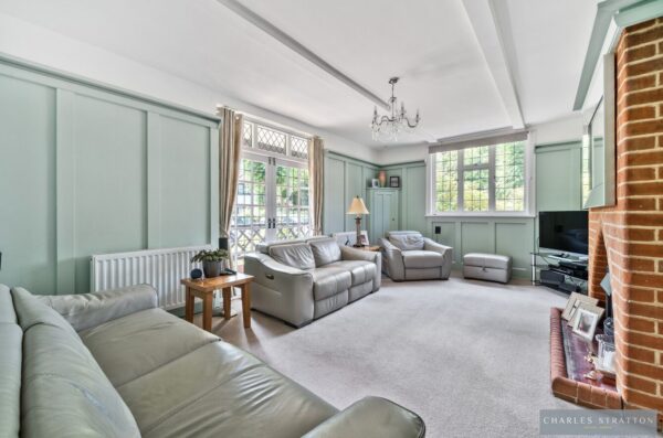 Balgores Crescent, Gidea Park