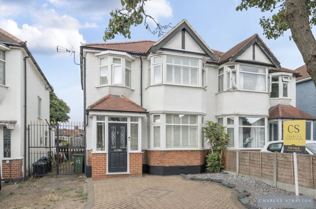 Carlton Road, Gidea Park
