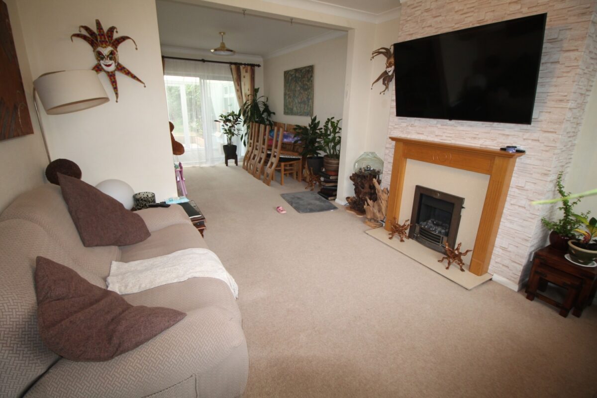 Farnes Drive, Gidea Park, Romford, RM2