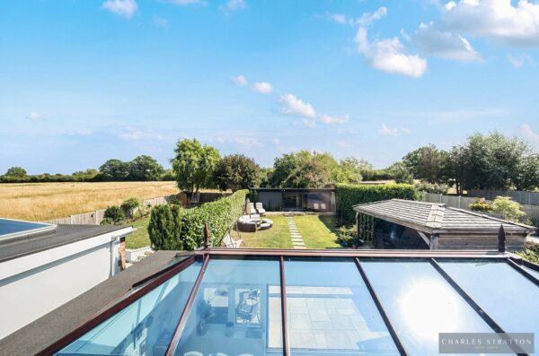 Goodwood Avenue, Hutton