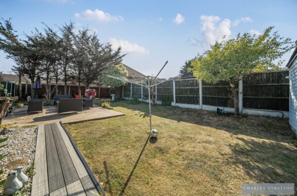 Harrow Crescent, Romford