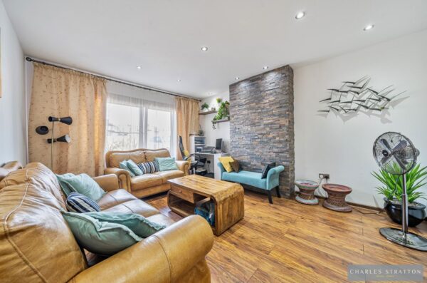 Harrow Crescent, Romford