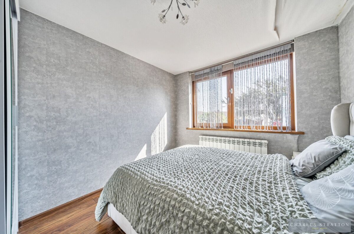 Harrow Crescent, Romford