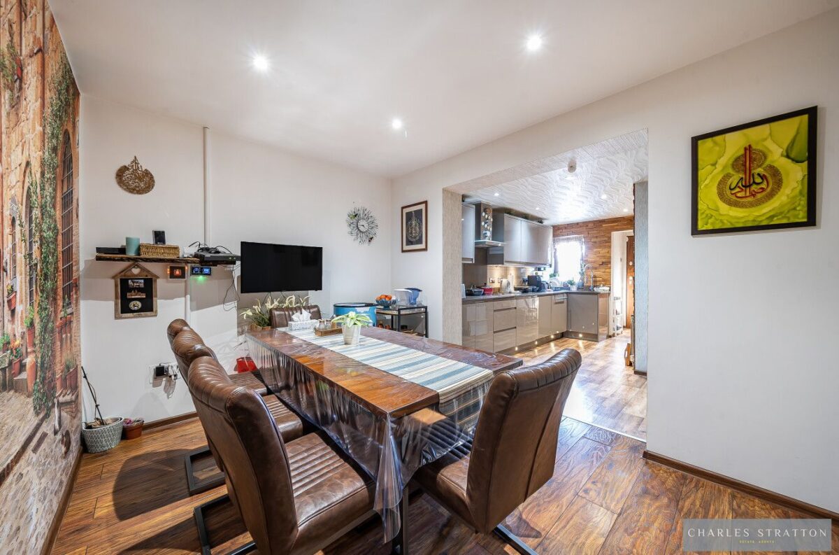 Harrow Crescent, Romford