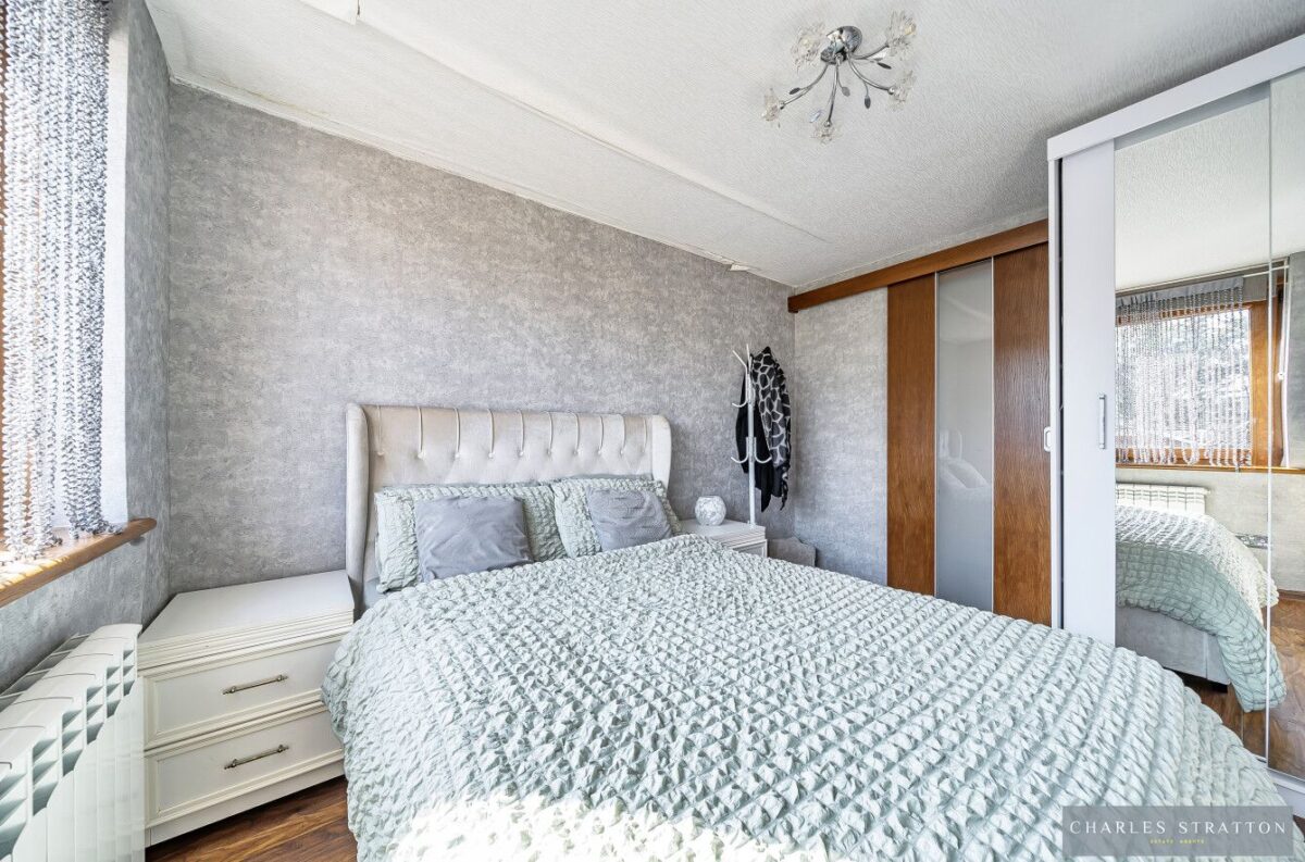 Harrow Crescent, Romford