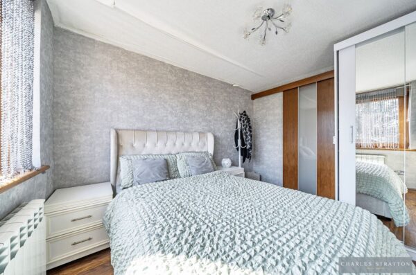 Harrow Crescent, Romford