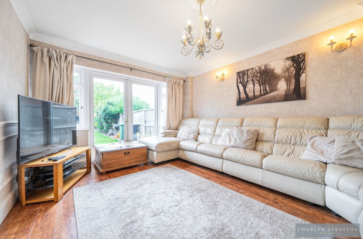 Lodge Avenue, Gidea Park