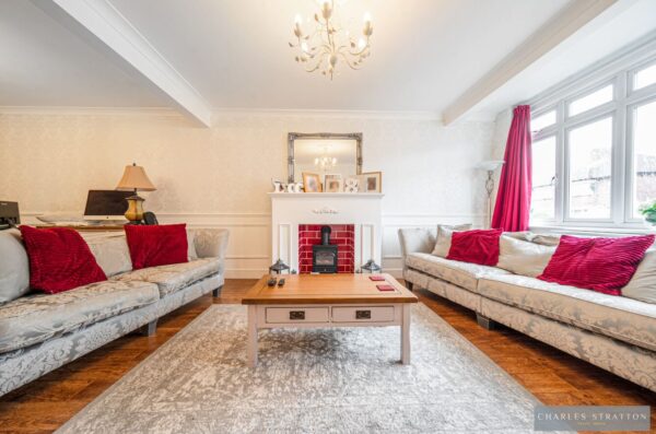 Lodge Avenue, Gidea Park
