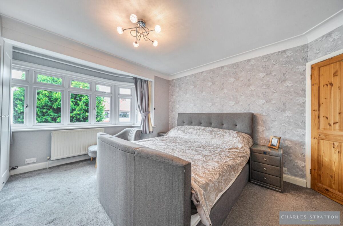 Lodge Avenue, Gidea Park