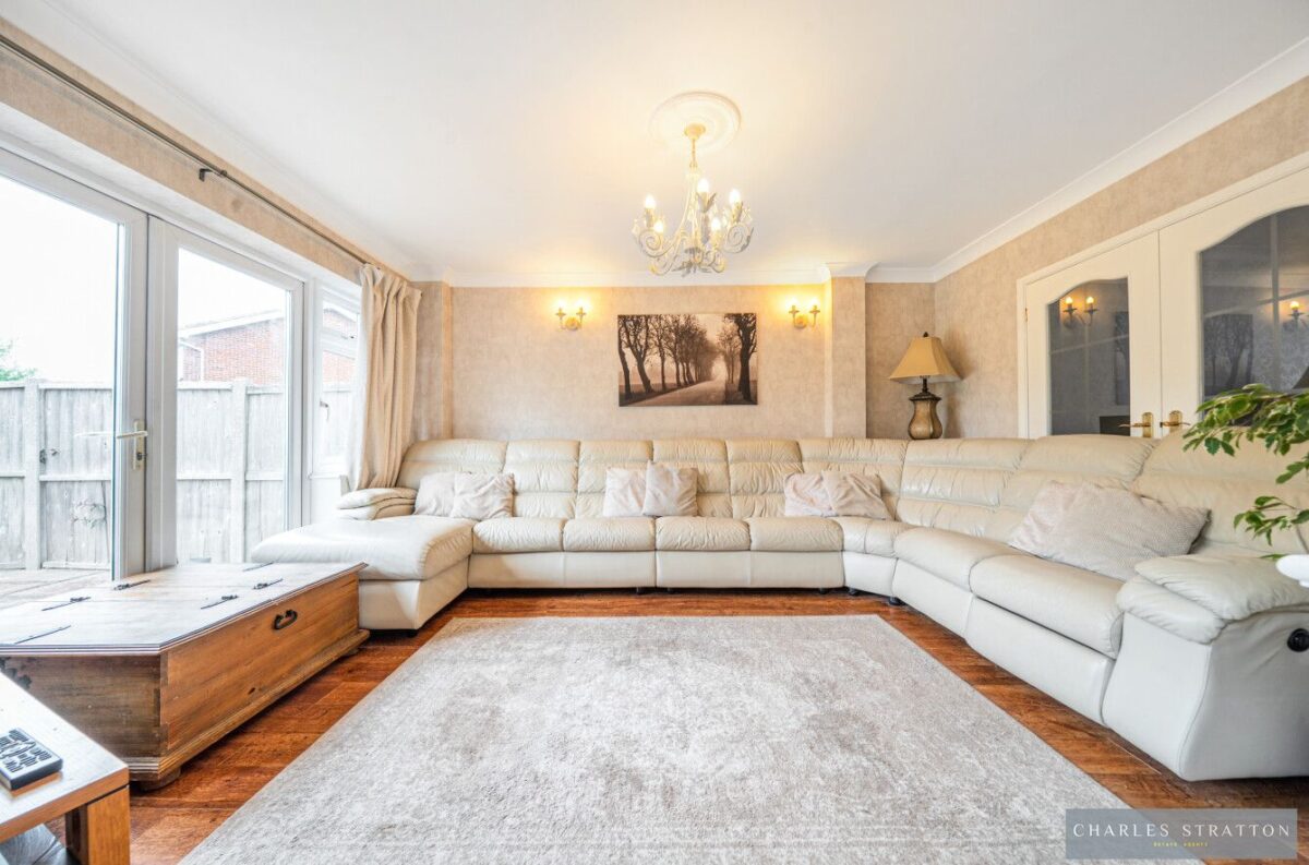 Lodge Avenue, Gidea Park