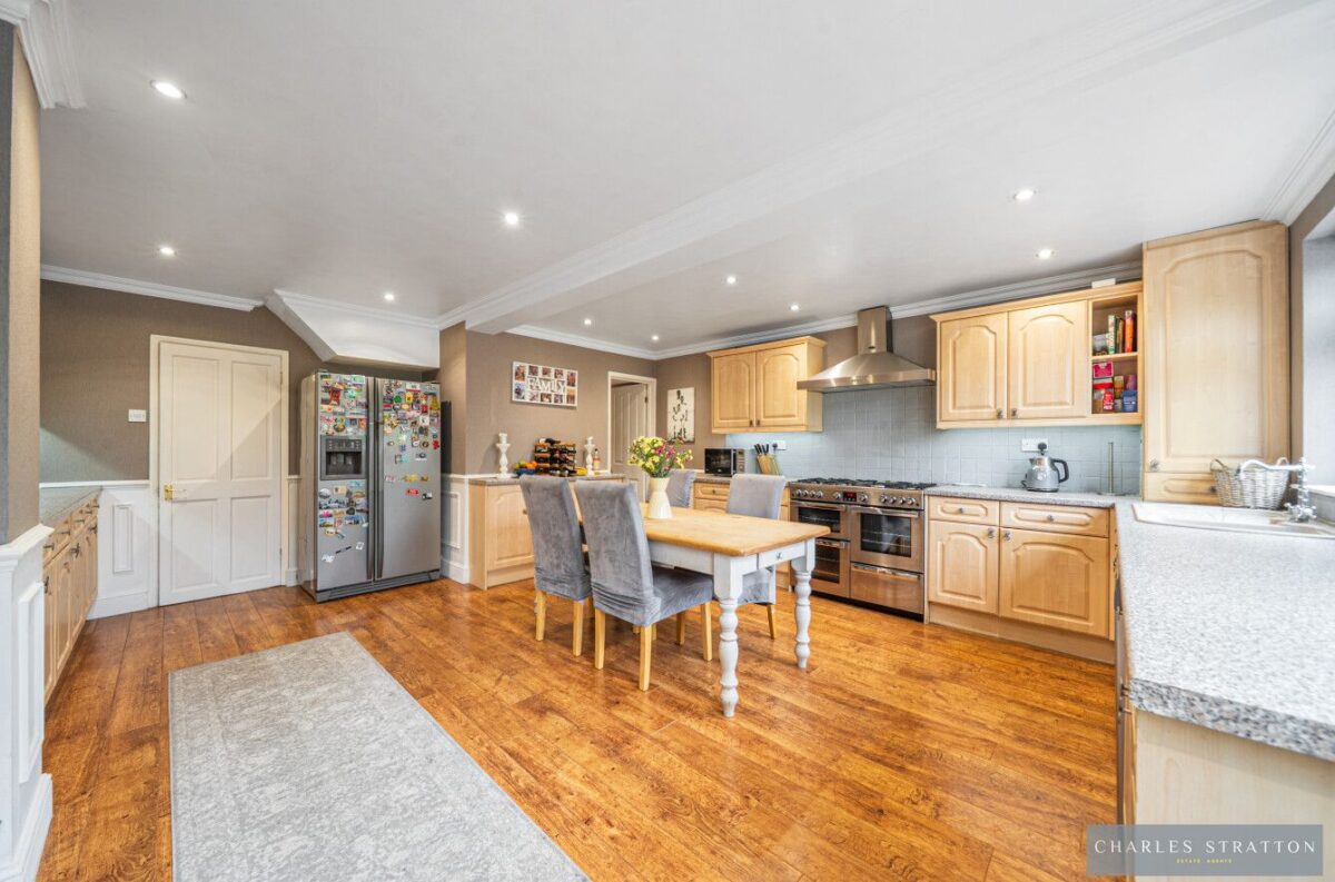 Lodge Avenue, Gidea Park