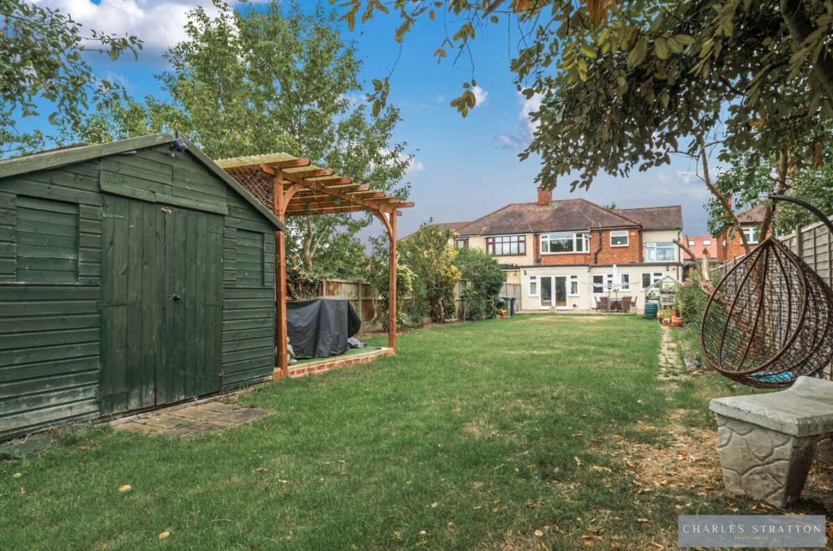 Lodge Avenue, Gidea Park