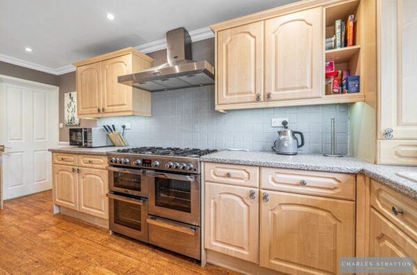 Lodge Avenue, Gidea Park