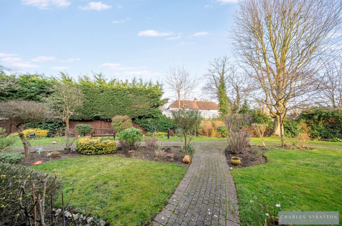 Gidea Lodge, Main Road,