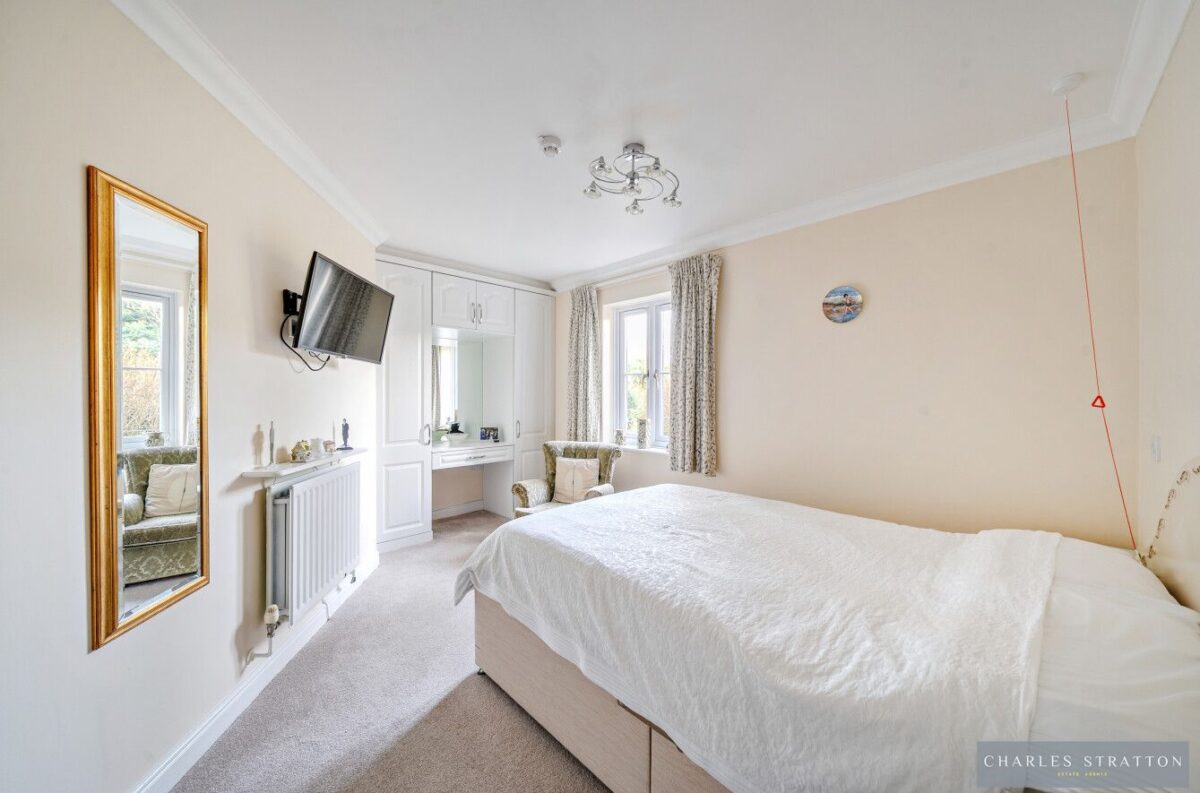 Gidea Lodge, Main Road,