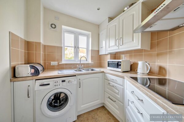 Gidea Lodge, Main Road,