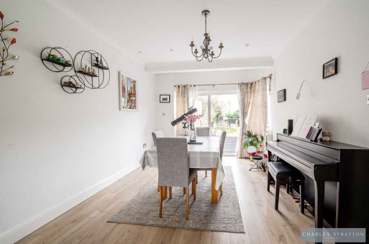 Lodge Avenue, Romford