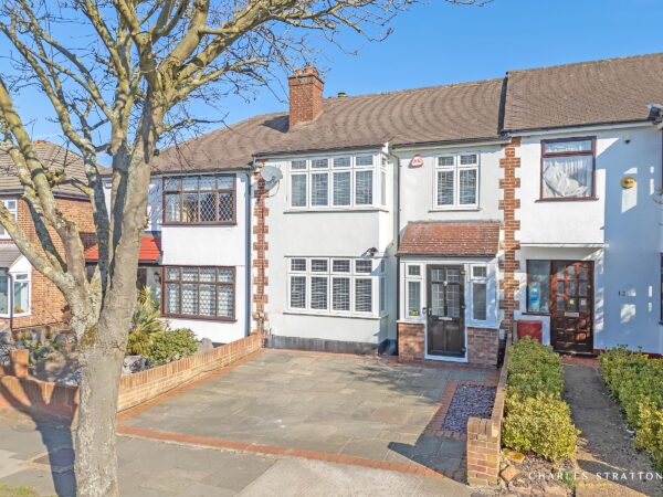 The Ridgeway, Gidea Park