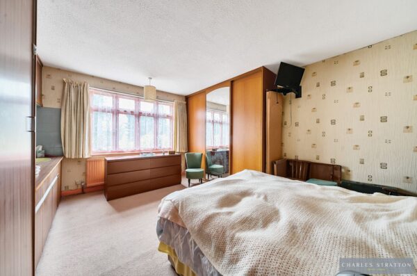 Main Road, Gidea Park