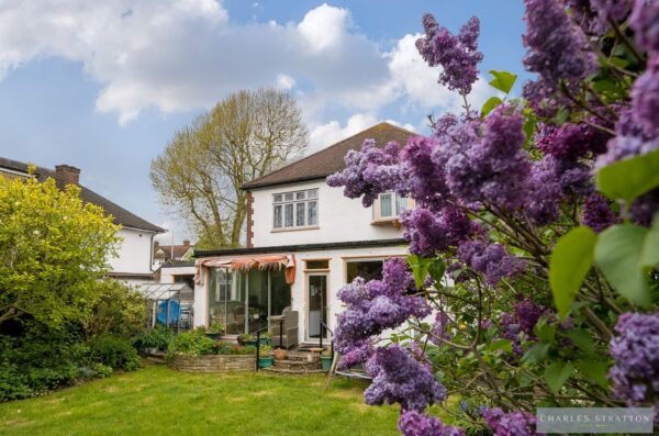 Main Road, Gidea Park