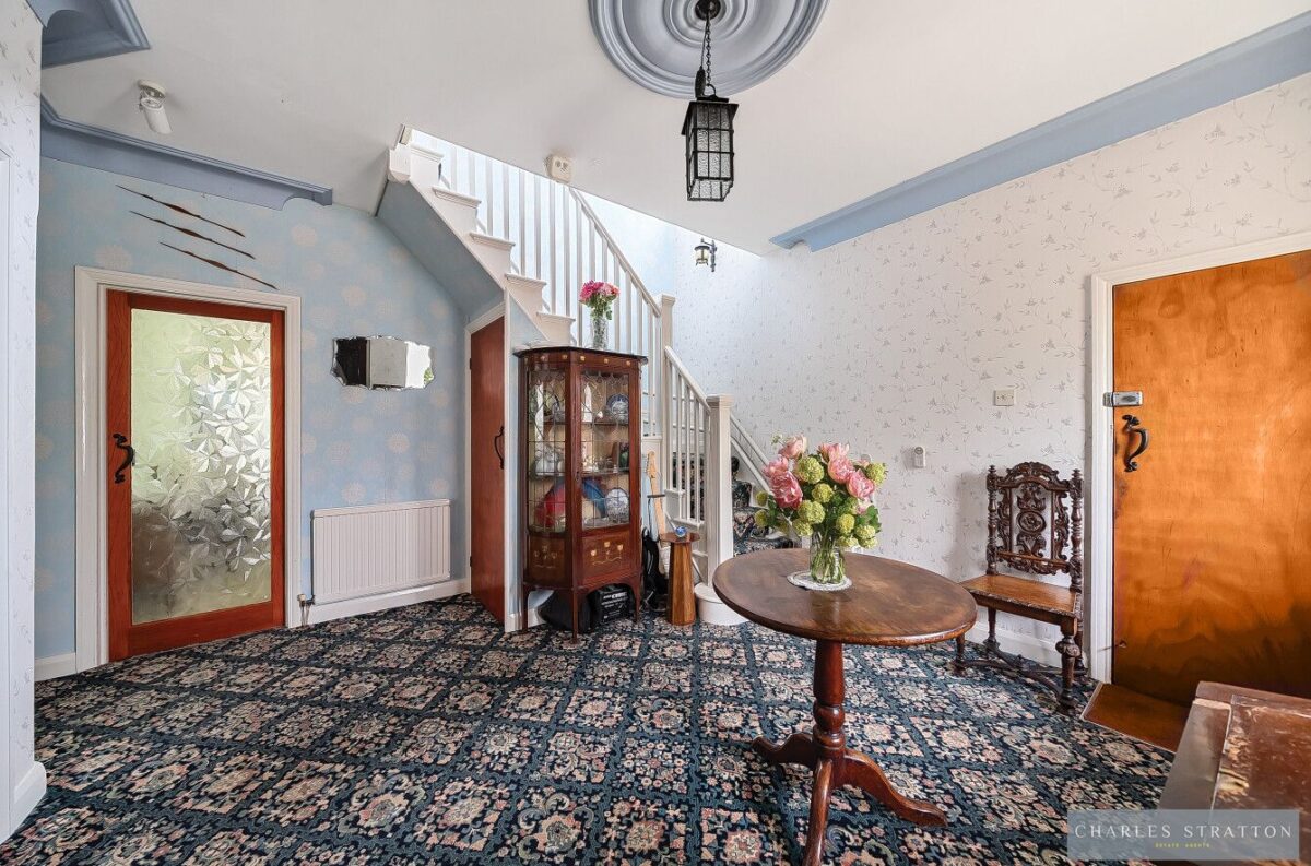 Main Road, Gidea Park