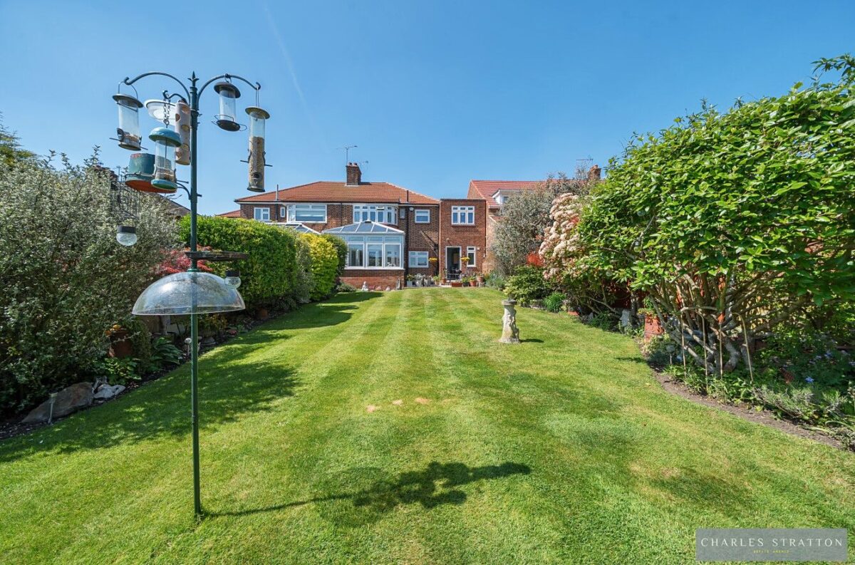 Lodge Avenue, Gidea Park