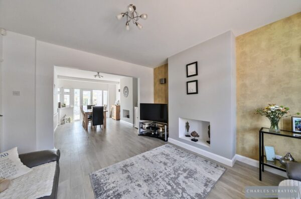 Lodge Avenue, Gidea Park