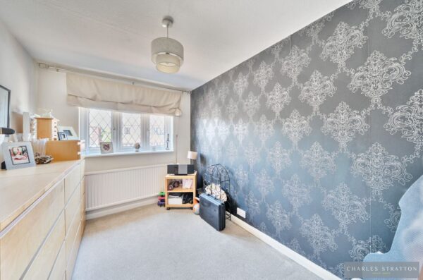 Lodge Avenue, Gidea Park