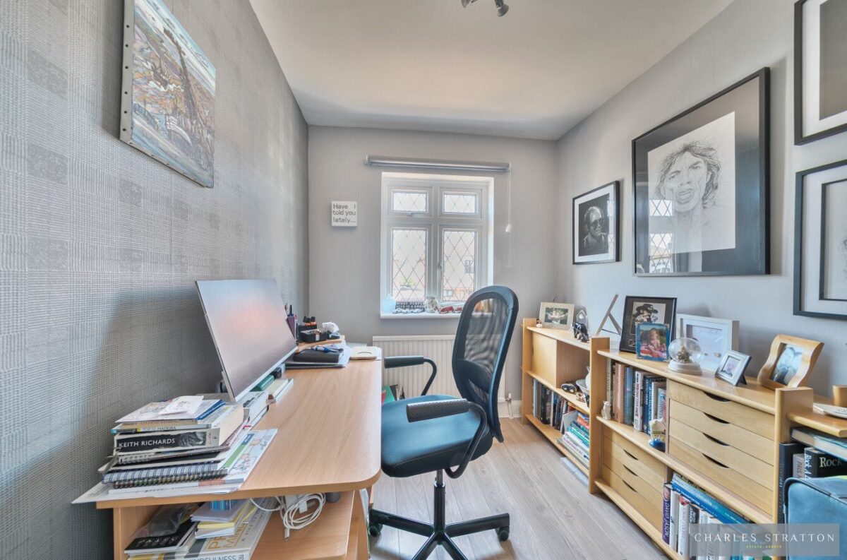 Lodge Avenue, Gidea Park