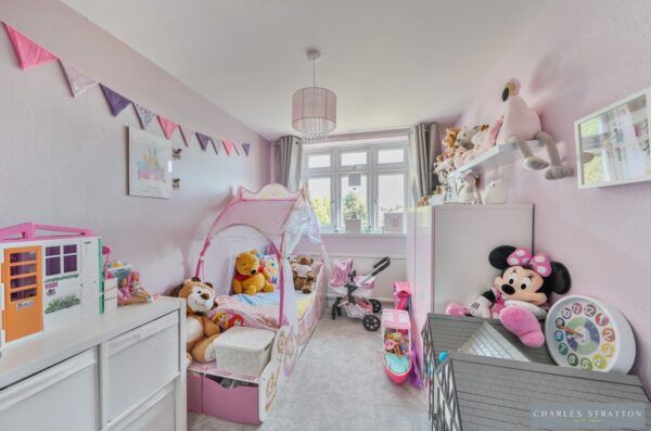 Lodge Avenue, Gidea Park