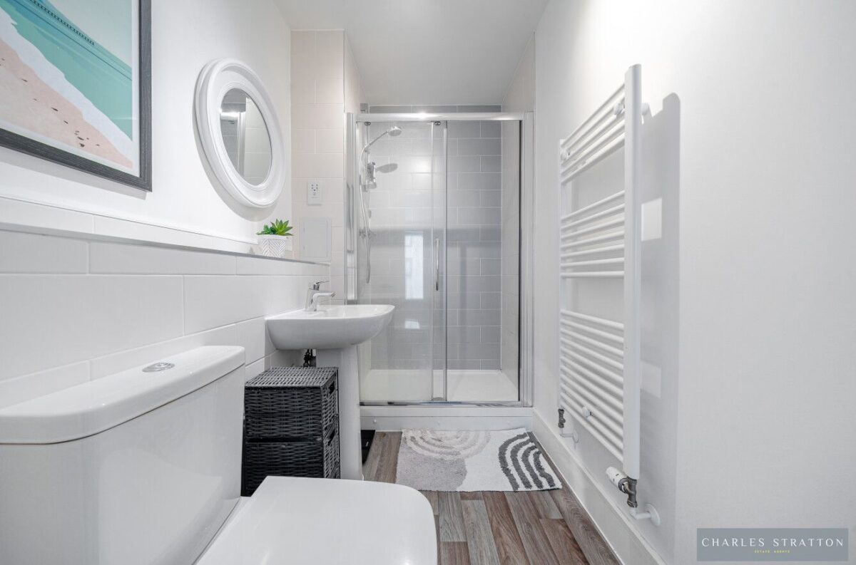 Windstar Drive, South Ockendon