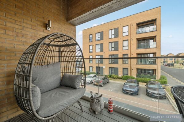 Windstar Drive, South Ockendon