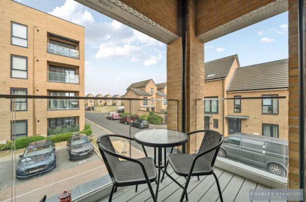 Windstar Drive, South Ockendon