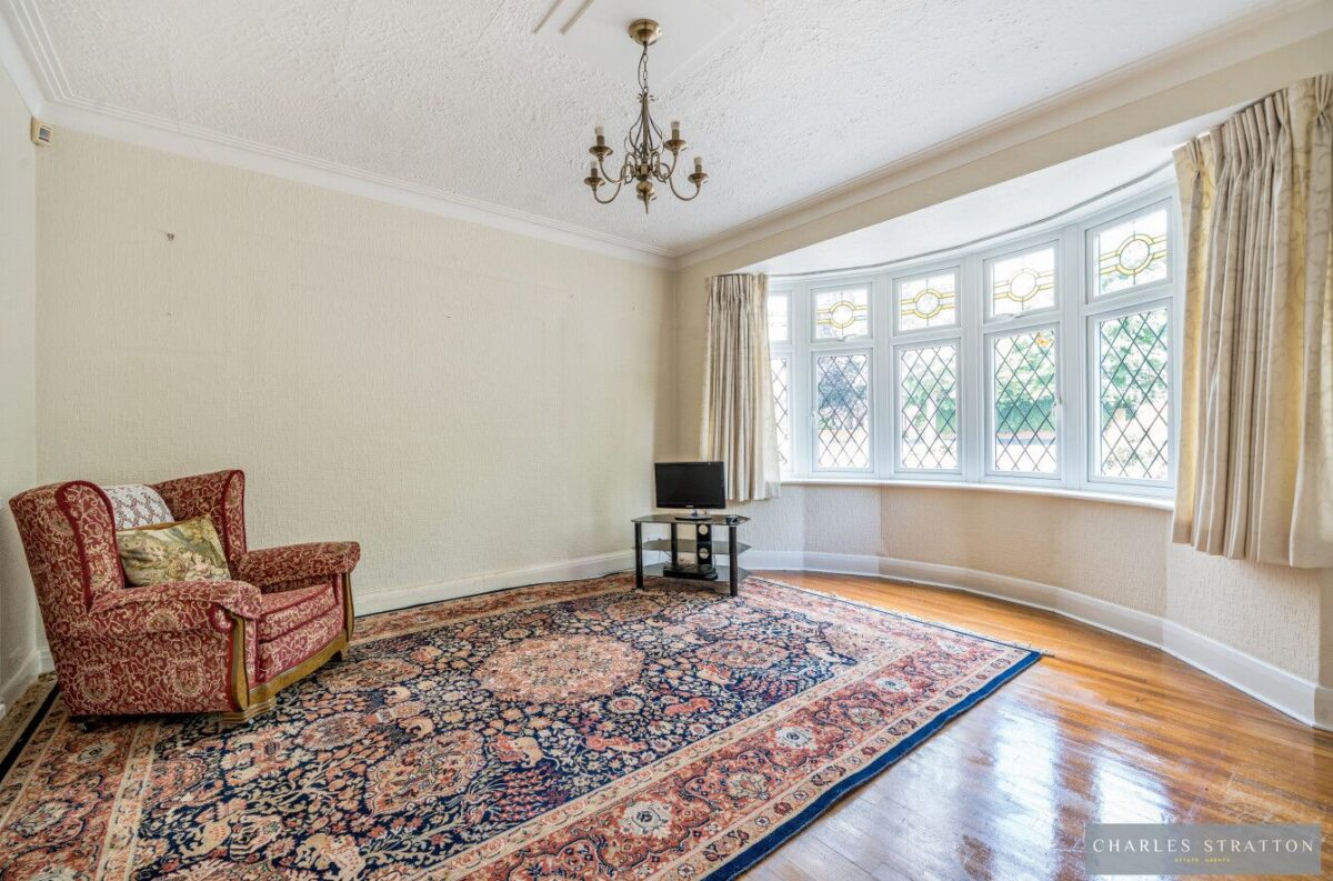 Main Road, Gidea Park