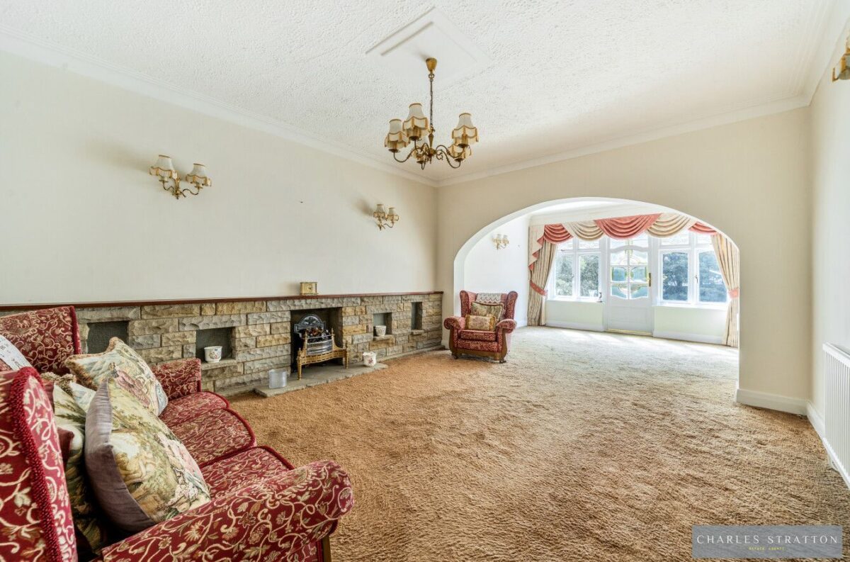 Main Road, Gidea Park