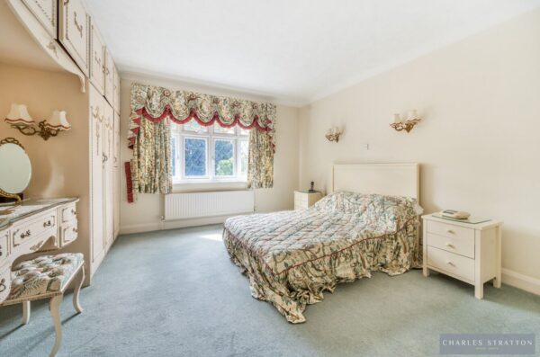 Main Road, Gidea Park