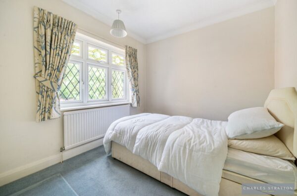 Main Road, Gidea Park