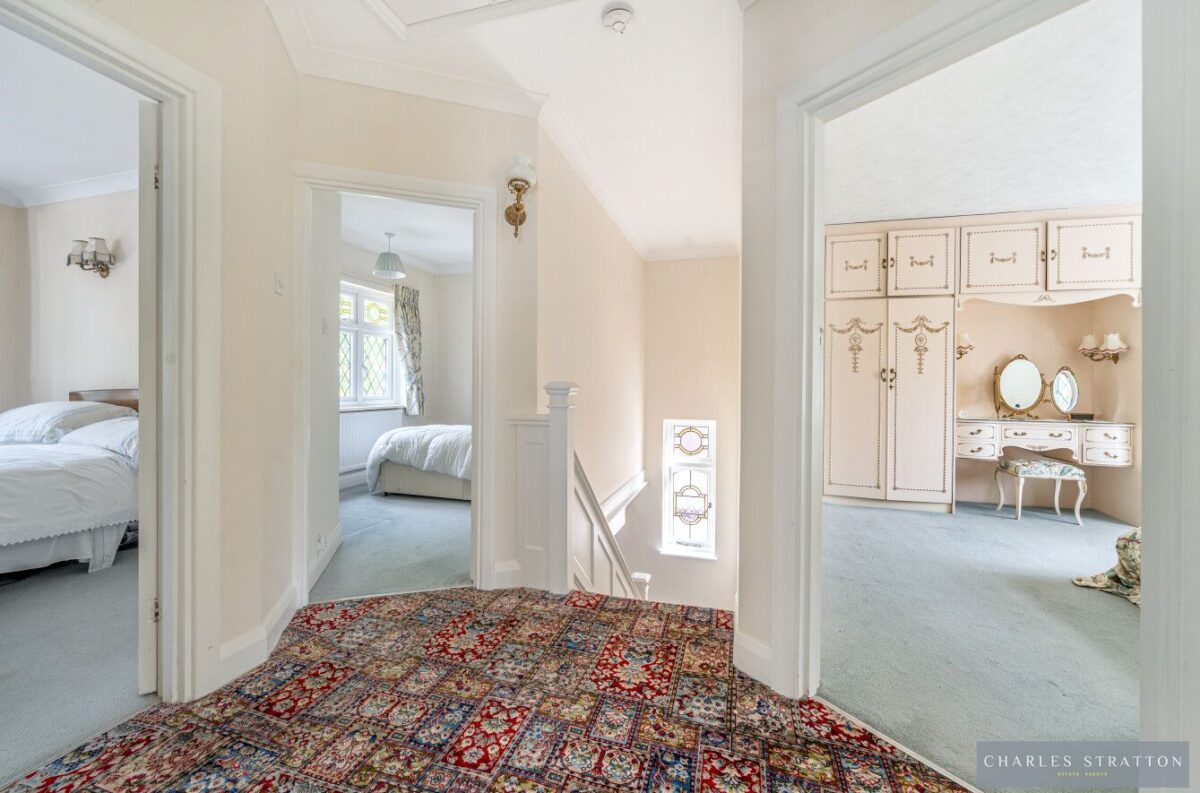 Main Road, Gidea Park